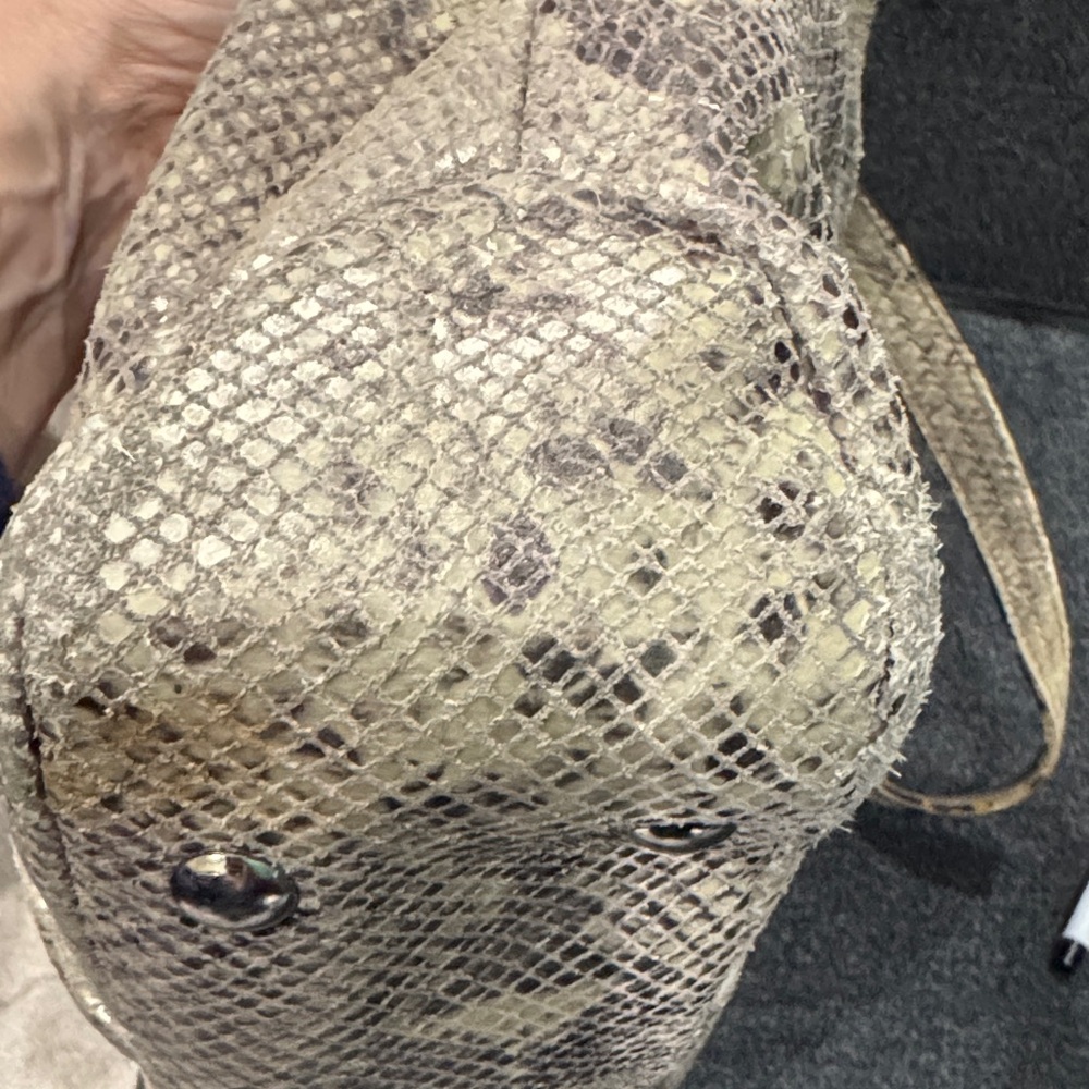 Coach Vintage Neutral Boa Snakeskin Shoulder Bag with Buckle - Picture 11 of 13